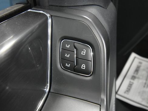 New 2025 Ford F150 Lariat w/ Equipment Group 502A High image 6