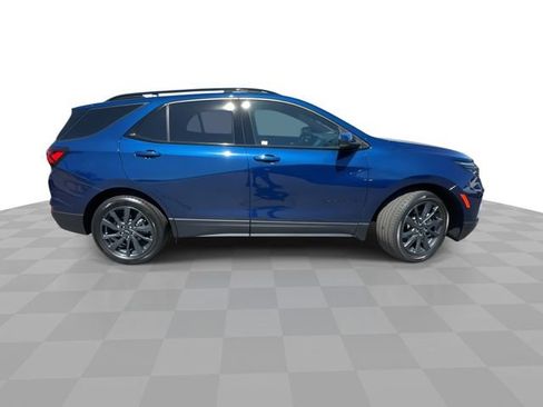 Certified 2023 Chevrolet Equinox RS FWD image 9