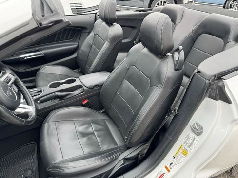 Used 2020 Ford Mustang GT Premium image 14