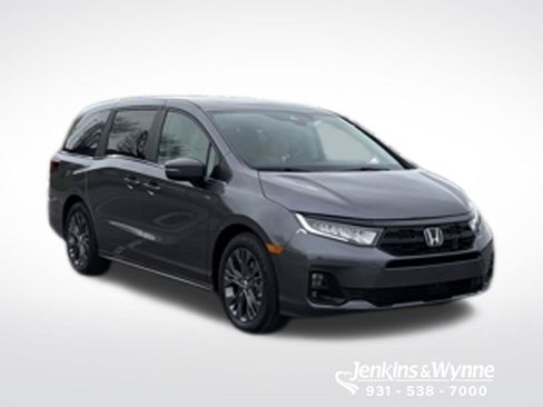 New 2026 Honda Odyssey Touring image 4