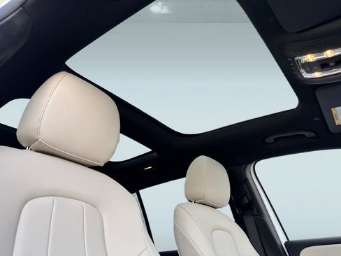 Certified 2024 Mercedes-Benz EQB 300 4MATIC image 13