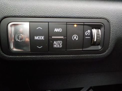 New 2026 GMC Terrain AT4 AWD/4WD image 30