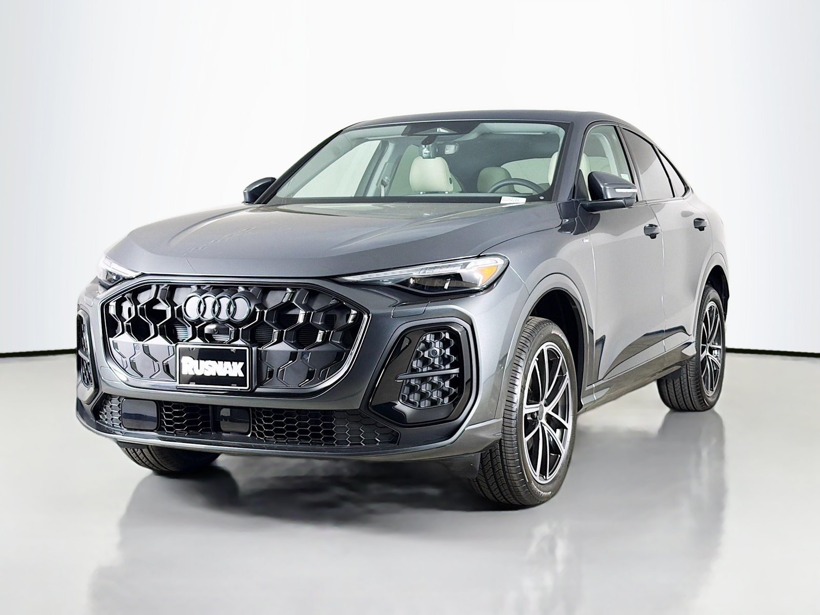 New 2026 Audi Q5 Premium Plus AWD/4WD image 3