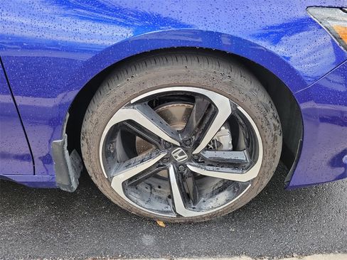 Used 2022 Honda Accord Sport image 10