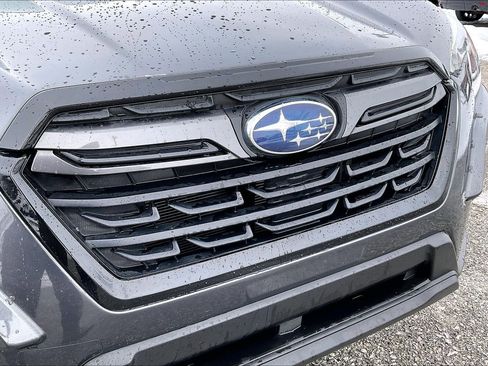 Used 2023 Subaru Forester Limited image 20