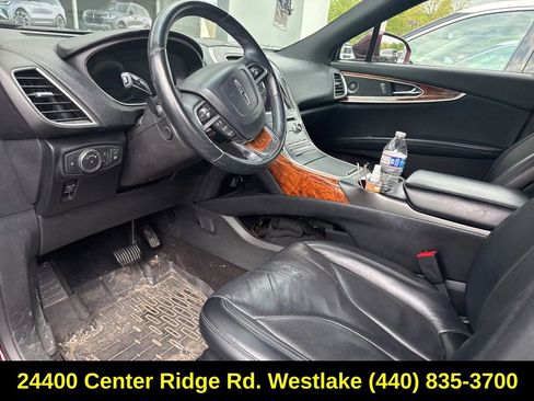 Used 2019 Lincoln Nautilus Reserve w/ Cargo Utility Package AWD/4WD image 14