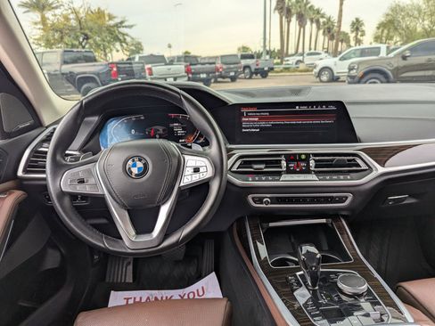 Used 2020 BMW X7 xDrive40i w/ Premium Package image 17