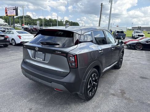 Used 2025 Nissan Kicks SV w/ SV Premium Package AWD/4WD image 13