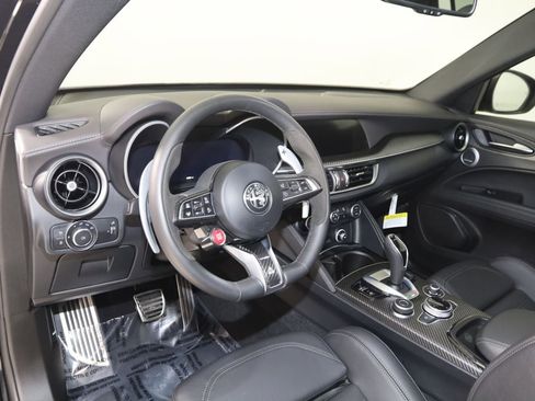Used 2024 Alfa Romeo Stelvio Quadrifoglio w/ Active Assist Plus Package AWD/4WD image 27
