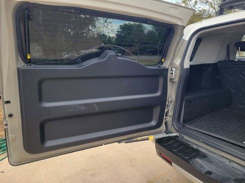 Used 2008 Toyota FJ Cruiser 2WD image 16