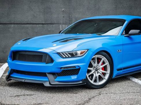 Used 2017 Ford Mustang GT Premium w/ Equipment Group 401A RWD image 38