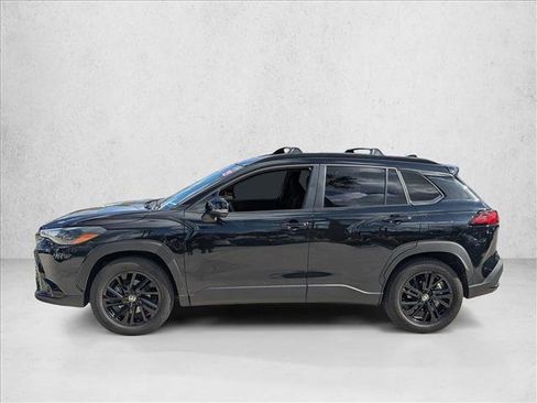 Used 2025 Toyota Corolla Cross AWD Hybrid image 9