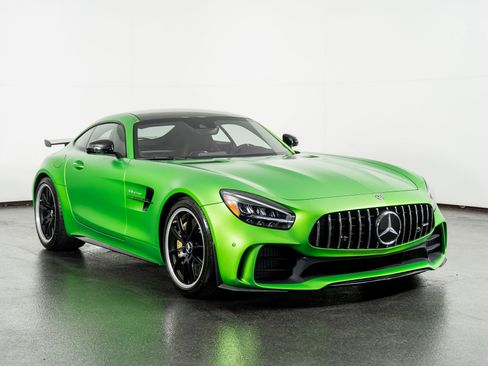 Used 2020 Mercedes-Benz AMG GT R image 4