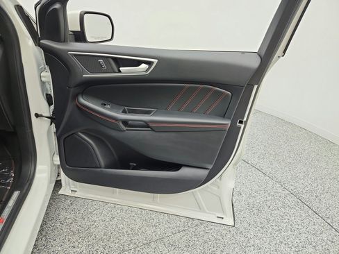 Used 2022 Ford Edge ST-Line AWD/4WD image 21