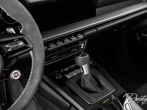 Used 2022 Porsche 911 GT3 image 37