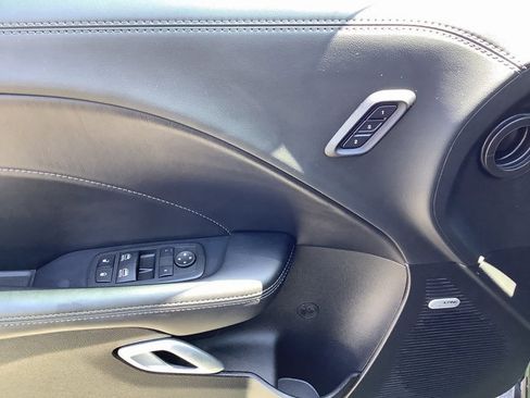 Used 2022 Dodge Challenger GT w/ Plus Package image 9