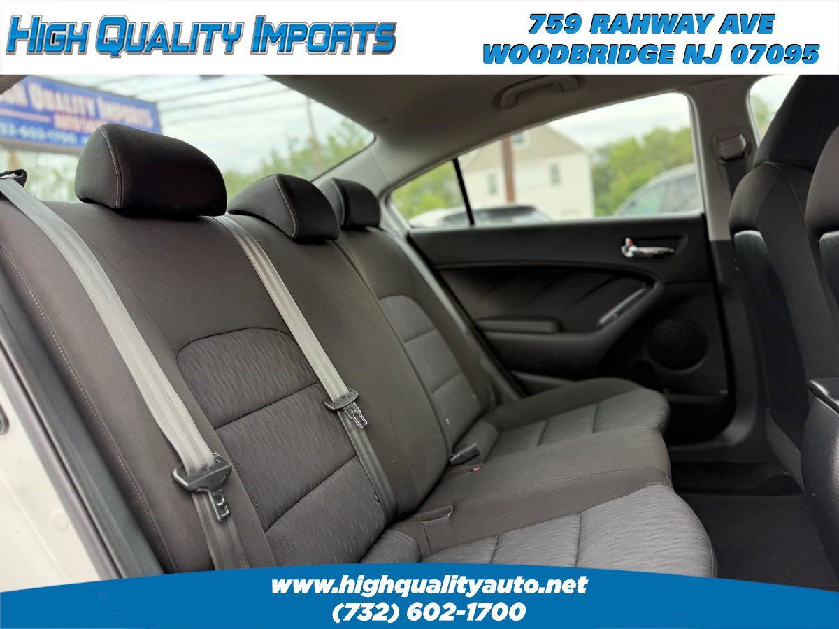 Used 2016 Kia Forte LX FWD image 19