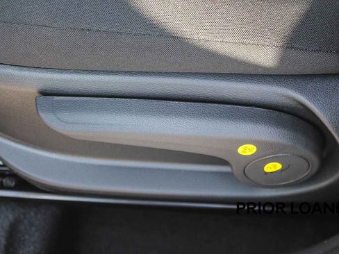 Certified 2026 Hyundai Venue SE FWD image 28