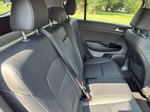Used 2020 Kia Sportage EX w/ Option Group 15 AWD/4WD image 23
