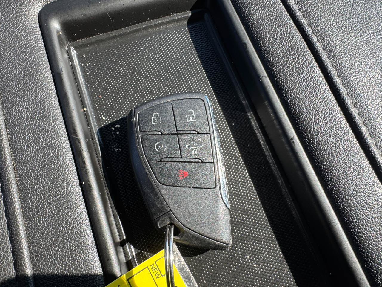 Used 2022 Chevrolet Silverado 1500 RST AWD/4WD image 38