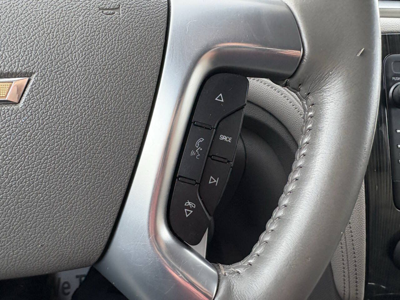 Used 2017 Chevrolet Traverse LT w/ Style and Technology Package FWD image 35