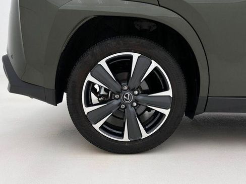 Certified 2025 Lexus UX 300h AWD w/ Accessory Package (Z1) image 32
