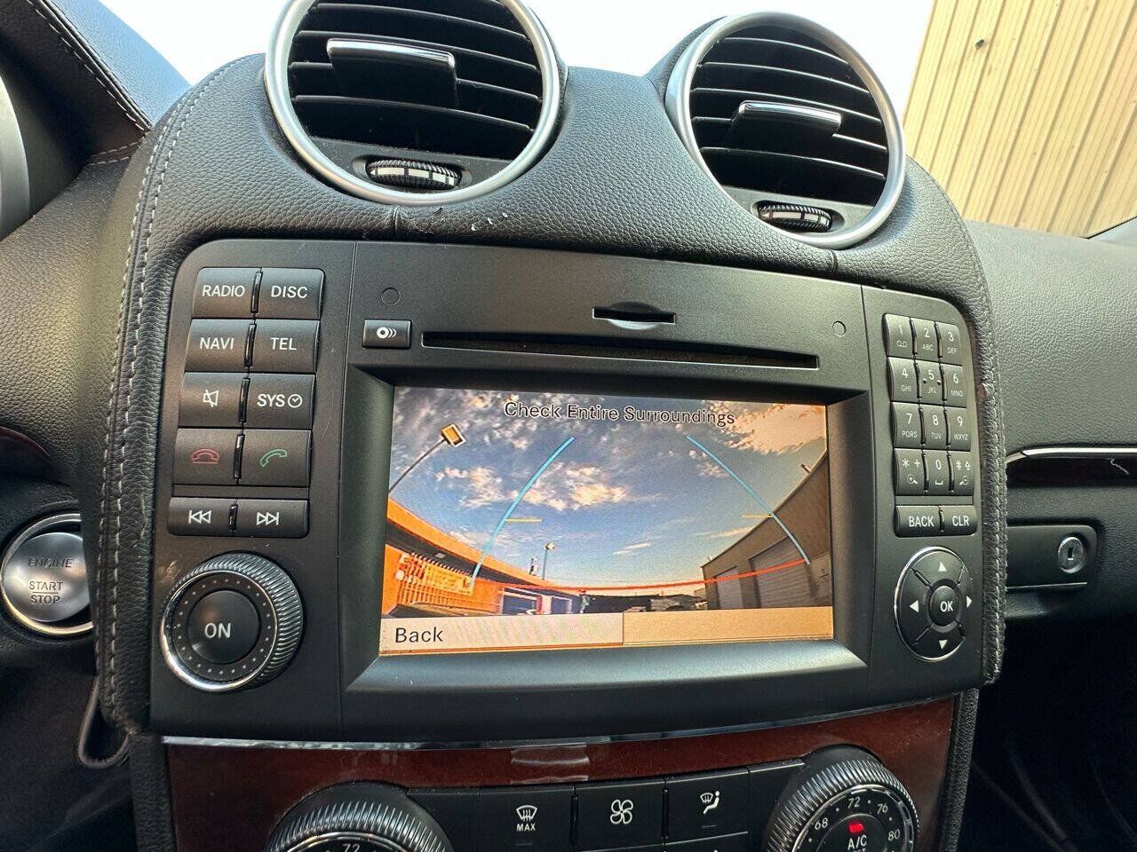 Used 2011 Mercedes-Benz GL 320 BlueTEC 4MATIC image 21