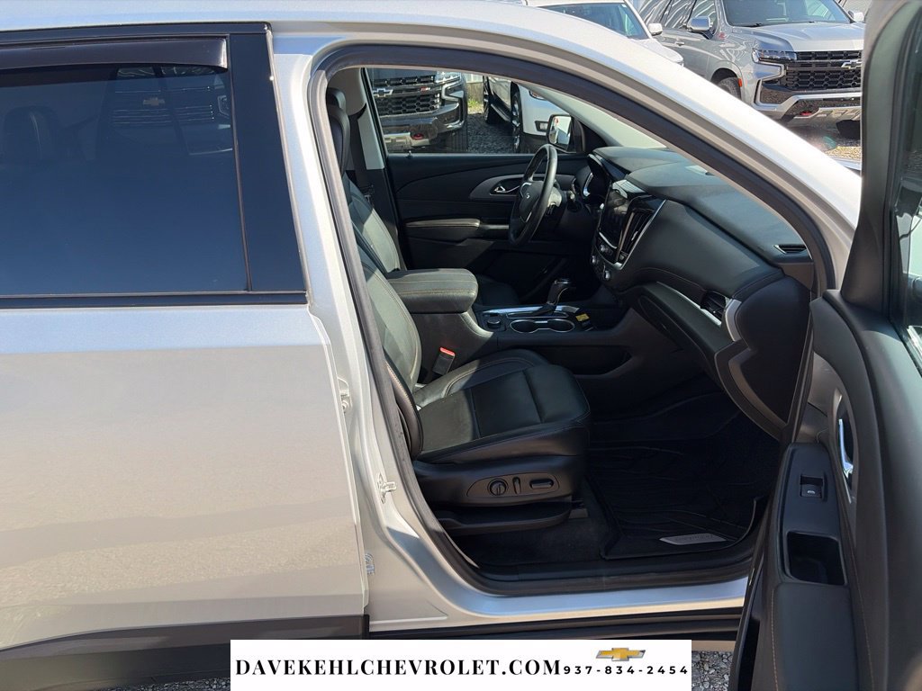 Used 2020 Chevrolet Traverse RS w/ LPO, Floor Liner Package AWD/4WD image 25