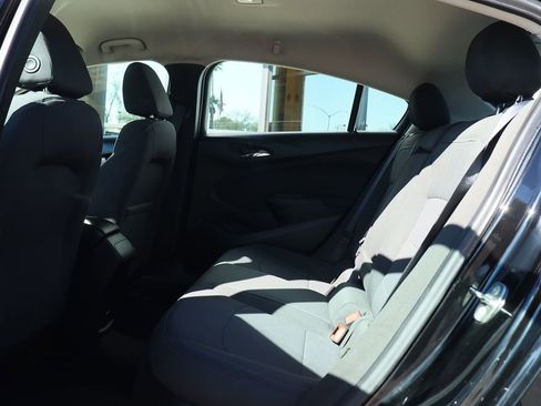 Used 2018 Chevrolet Cruze LT image 30