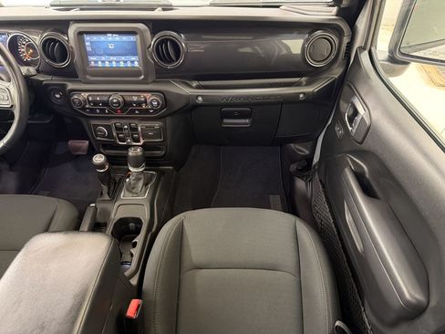 Used 2023 Jeep Wrangler Unlimited Sport AWD/4WD image 29