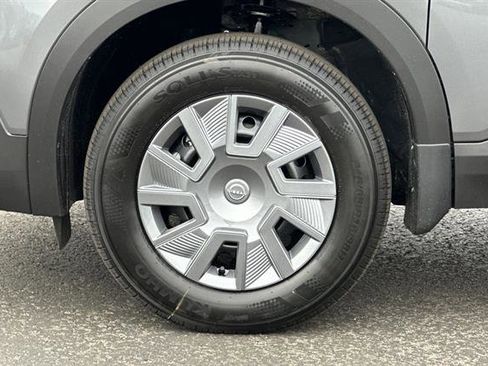 New 2026 Nissan Kicks S image 32