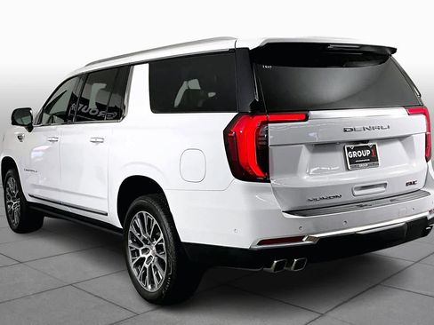 Used 2026 GMC Yukon XL Denali w/ Sun & Power Step Package image 11