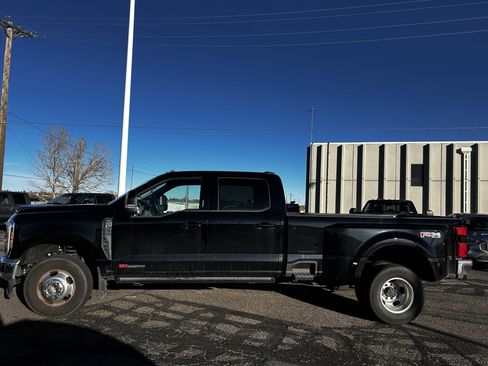 Used 2024 Ford F350 Lariat w/ Lariat Ultimate Package image 3