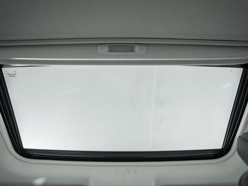 Used 2015 Toyota RAV4 Limited image 29