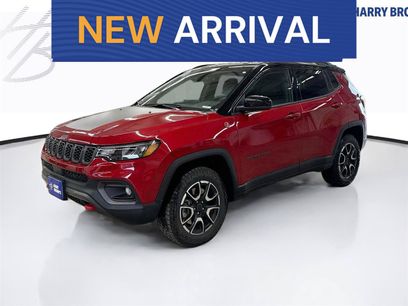 Used 2025 Jeep Compass Trailhawk