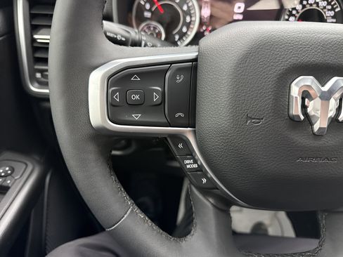 Used 2025 RAM 1500 Big Horn AWD/4WD image 22