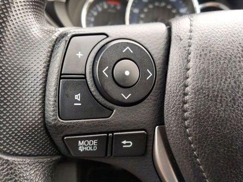 Used 2014 Toyota Corolla LE image 20