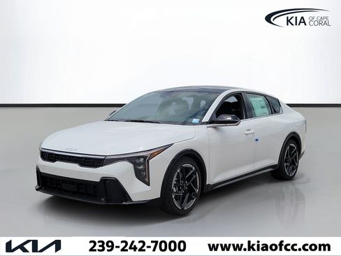New 2026 Kia K4 GT-Line w/ GT-Line Premium Package FWD image 3