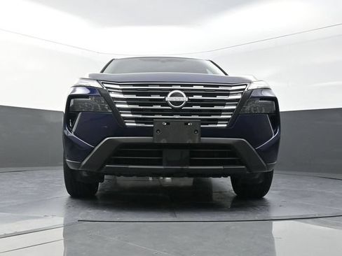 Used 2025 Nissan Rogue SV FWD image 31