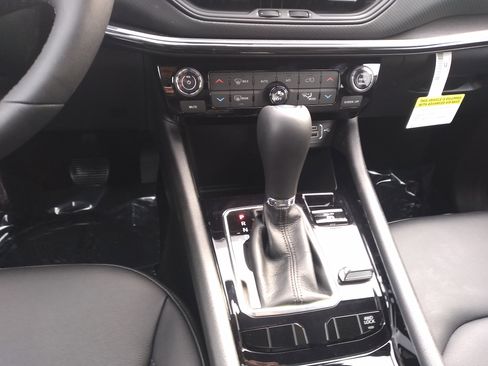 New 2026 Jeep Compass Limited image 29