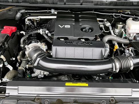 Used 2023 Nissan Frontier PRO-4X w/ Pro-4X Premium Package AWD/4WD image 33