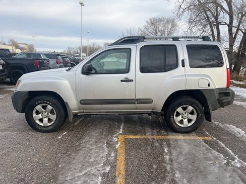 Used 2012 Nissan Xterra S image 4