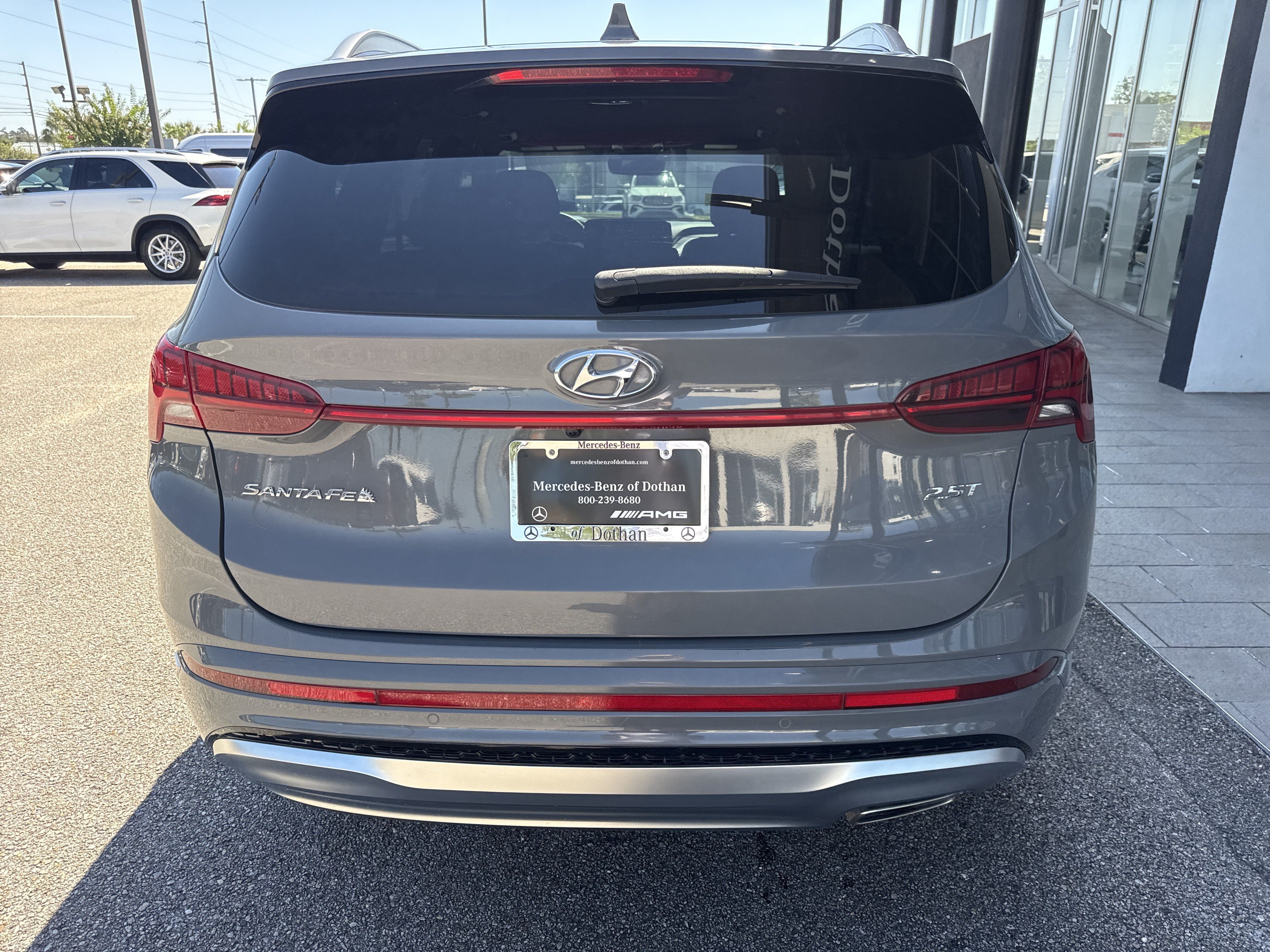 Used 2023 Hyundai Santa Fe Calligraphy FWD image 3