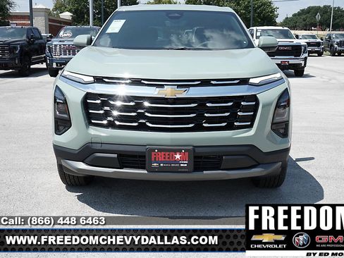 New 2025 Chevrolet Equinox LT w/ Safety and Technology Package image 2