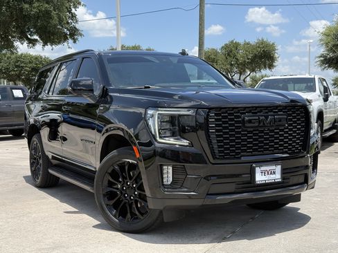 Used 2024 GMC Yukon Denali RWD image 2