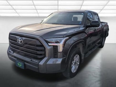 Used 2025 Toyota Tundra SR5 image 5