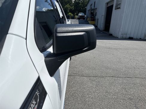 Used 2023 GMC Sierra 1500 Elevation image 11