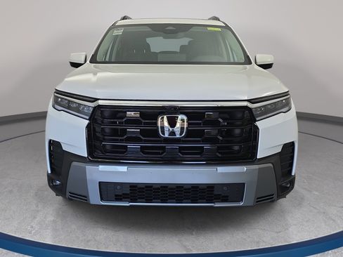 New 2026 Honda Pilot Elite image 2