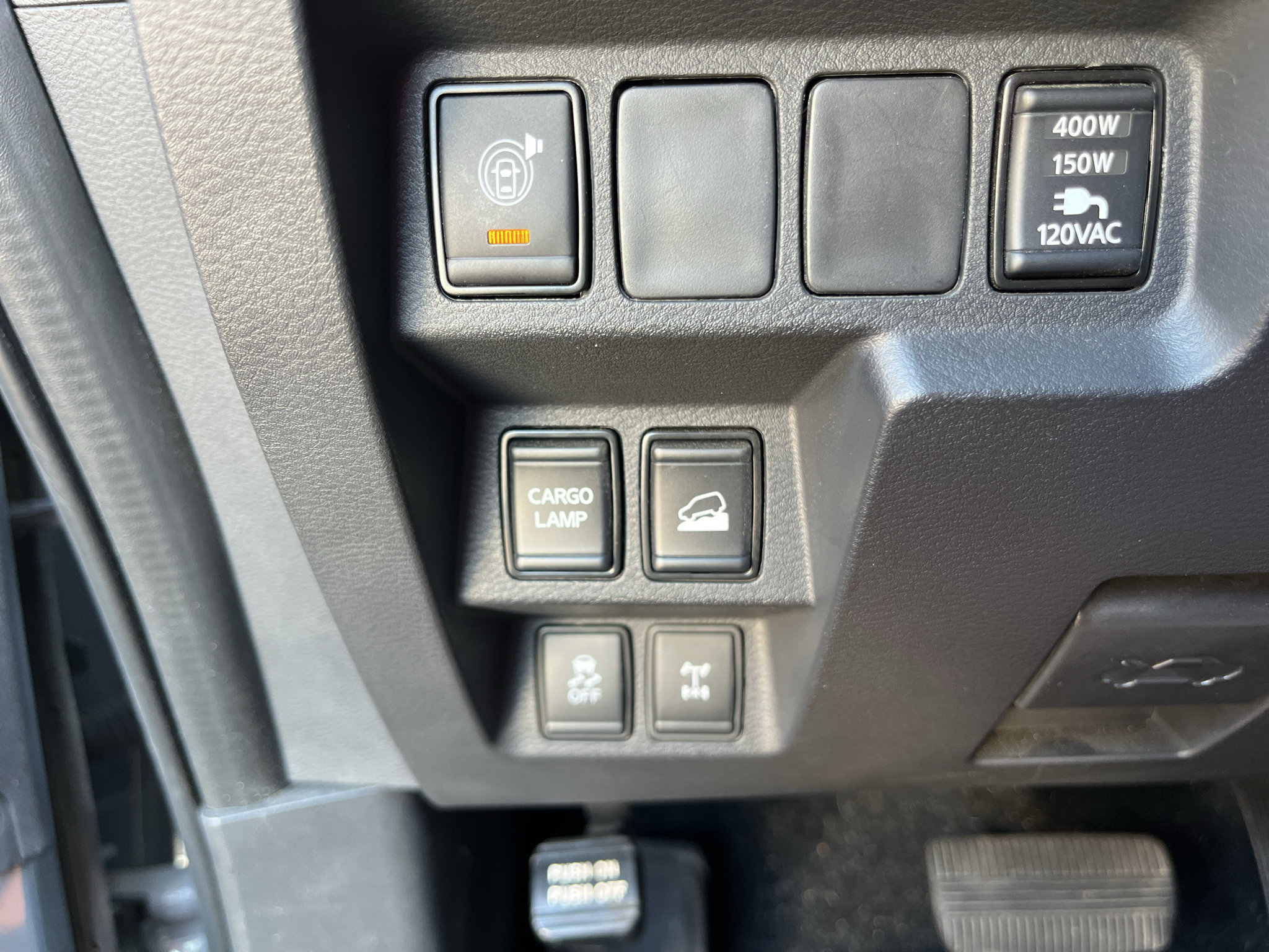 Used 2023 Nissan Frontier PRO-4X w/ Pro-4X Premium Package AWD/4WD image 18