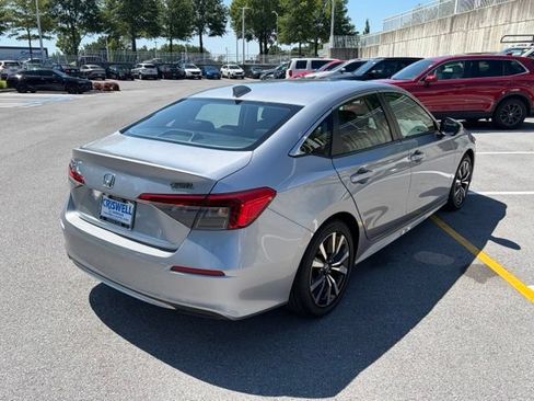 Certified 2024 Honda Civic EX image 8